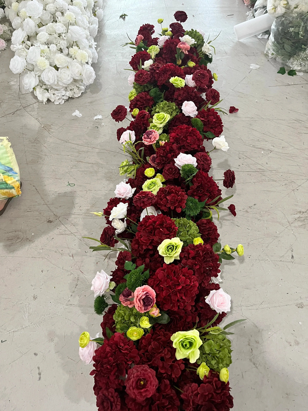 H-999 Customizable Artificial Wedding Flowers Runner  Silk Flower Runner Decorations Wedding Floral Arrangements Wholesale